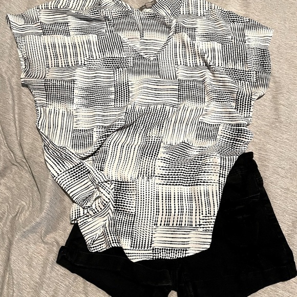 Peace&Pearls polyester shirt size XL black and white - Picture 1 of 6